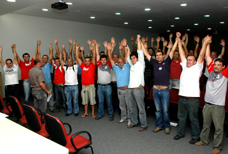 Assembleia dos metalúrgicos de Sorocaba que aprovou proposta do G2 aconteceu na noite desta terça, dia 14, na sede do Sindicato