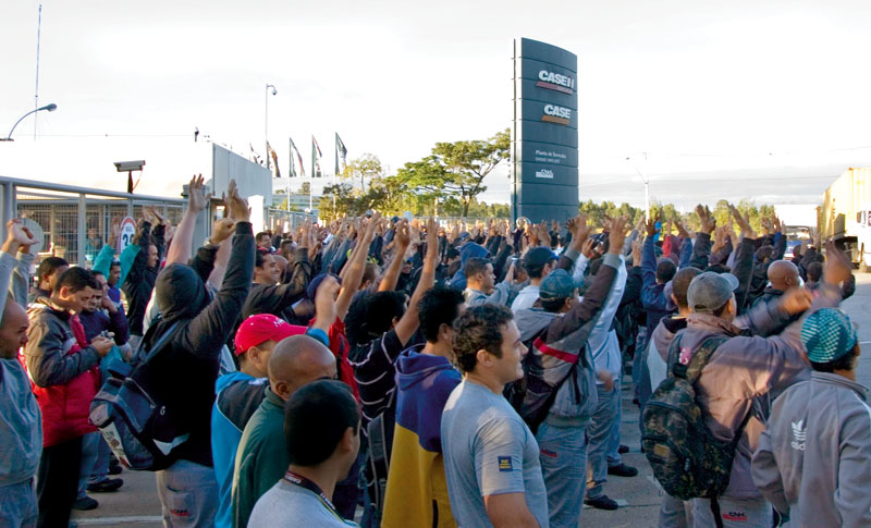 O acordo foi aprovado pelos trabalhadores em assembleia realizada na portaria da fábrica