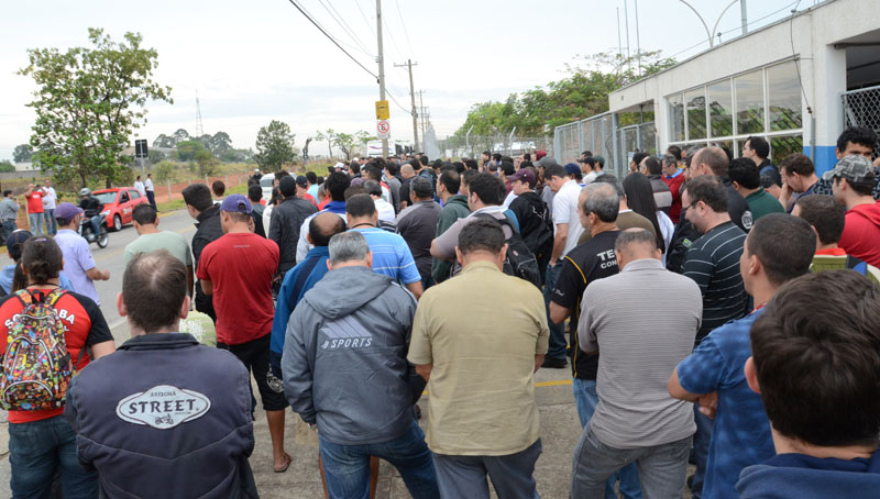 Após a apresentação do compromisso da empresa ao sindicato os trabalhadores decidiram pelo retorno ao trabalho