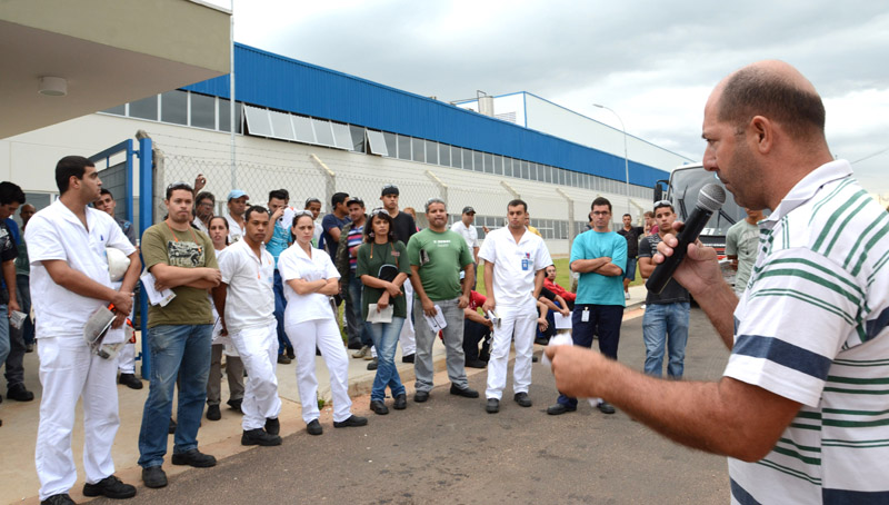 Segundo Farani, as empresas Kanjiko e Sanoh, também sistemistas da Toyota, vão adotar o mesmo calendário de compensações feriados da montadora japones