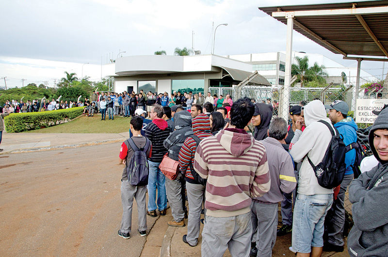 A paralisação durou duas horas e meia