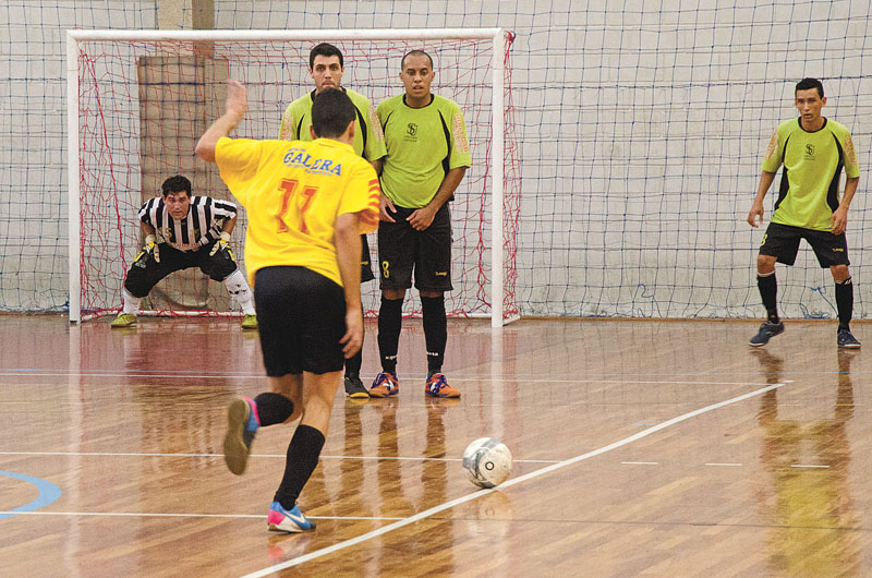 Algumas das goleadas do futsal no Clube de Cmpo dos Metalúrgicos no domingo, dia 21 foram do Ceni FC, que fez 10 a 0 no Vossloh Cigifer