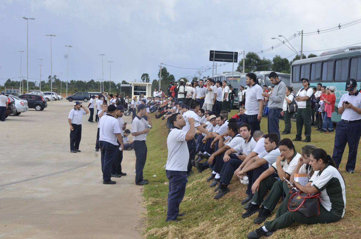 Metalúrgicos da Toyota e de cinco sistemistas se reuniram no Parque Tecnológico de Sorocaba para protestar contra o PL 4330