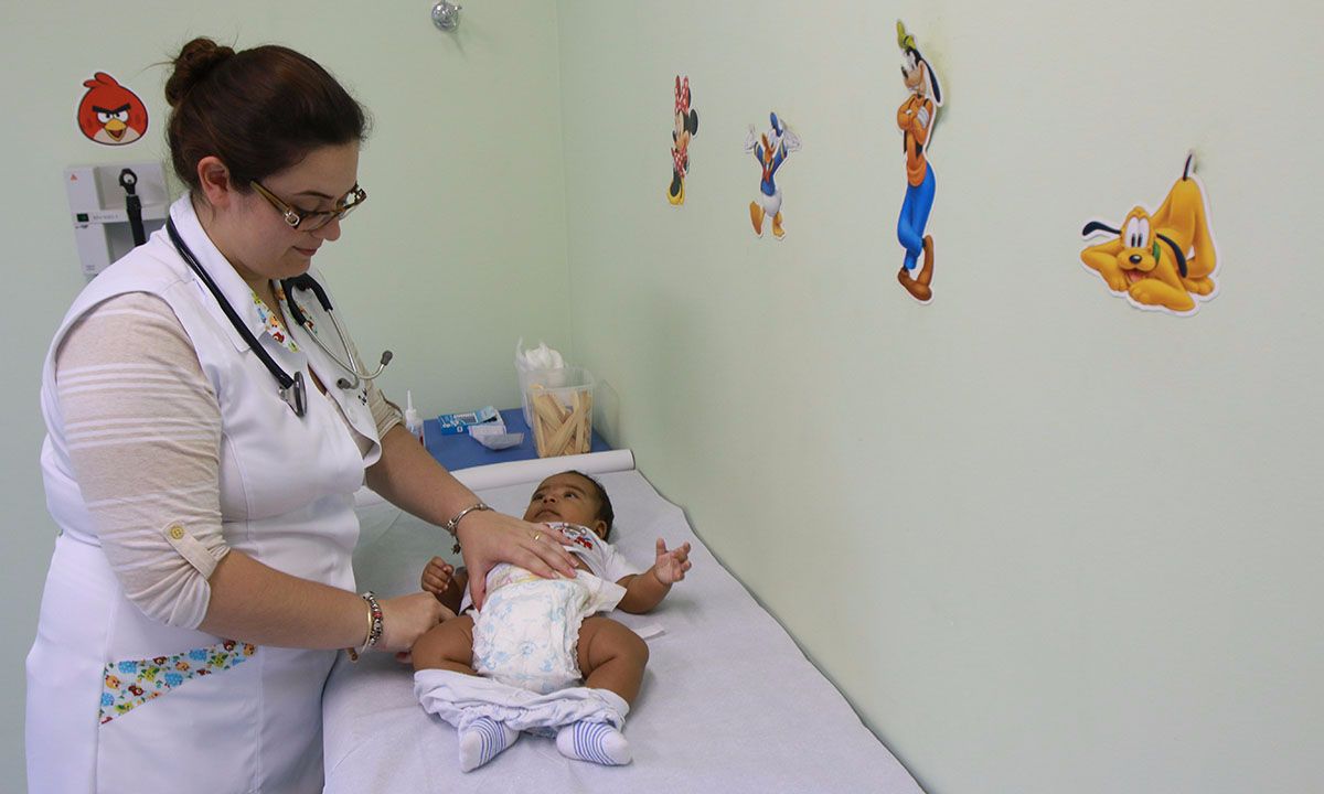 Os plantões terão três médicos para o atendimento de crianças