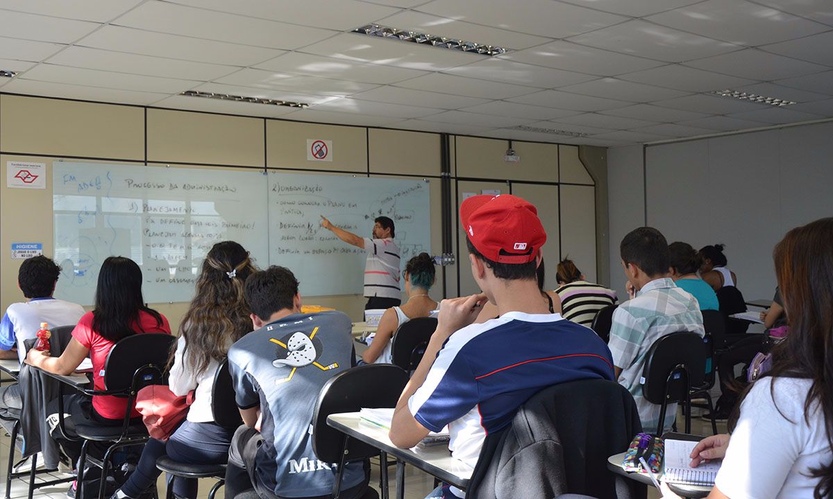 A prova começa às 14h deste sábado, 28, na própria faculdade