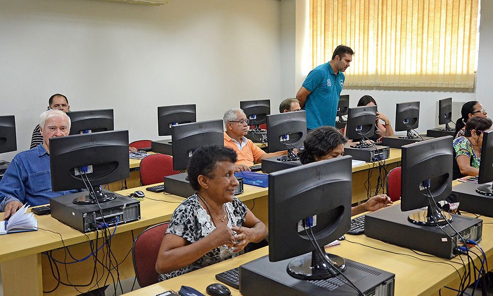 Terças e Quintas: O curso de informática para a terceira idade é gratuito