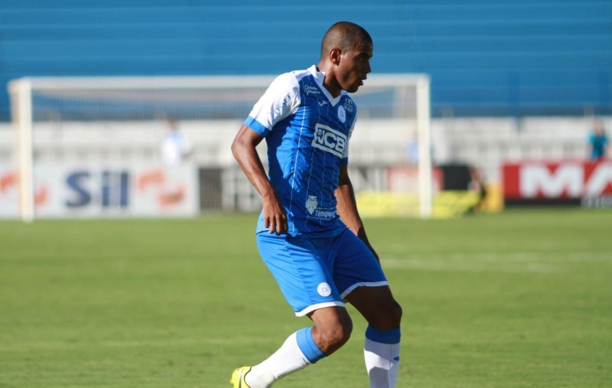 Antes da disputa de domingo, no CIC, o Azulão joga na quinta-feira, 25, contra o Bragantino, em Bragança Paulista.