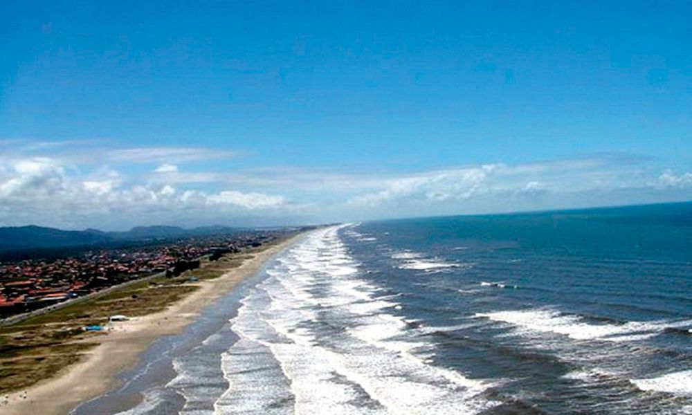 Além de aproveitar as belezas naturais da região da Ilha, há também muita história para se conhecer na região