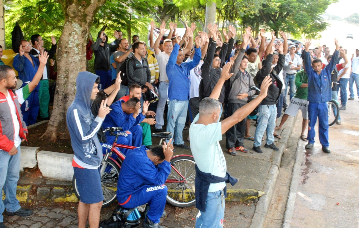 Assembleia com os trabalhadores para aprovação da proposta foi realizada na quarta-feira, dia 28, por dirigentes do SMetal