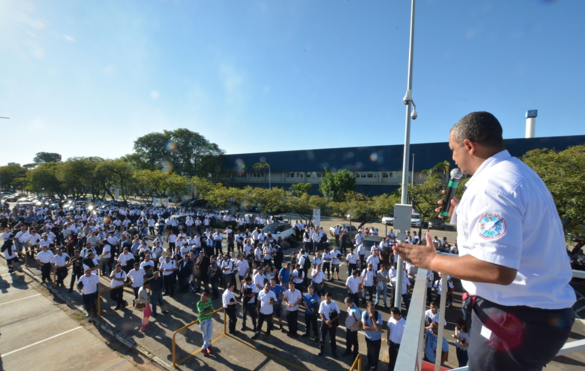 Pereira colocou em votação a proposta da empresa para o PPR. Maioria dos trabalhadores reprovaram