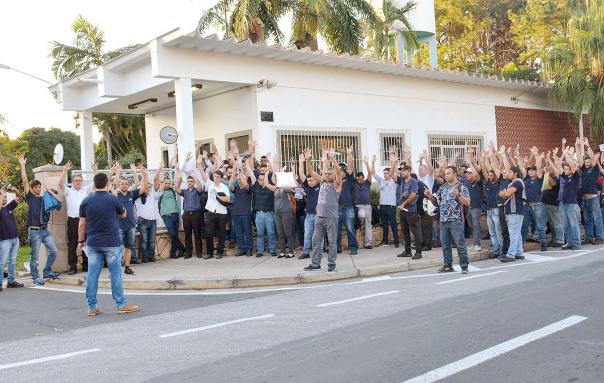 Trabalhadores aprovaram calendário dias-pontes e a renovação da jornada 2x2