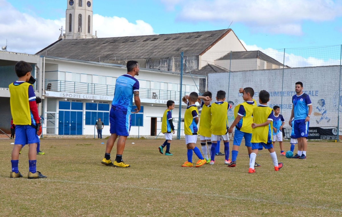 No dia 24 de agosto, os alunos da Escolinha do São Bento já tiveram a chance de jogar no Humberto Reale