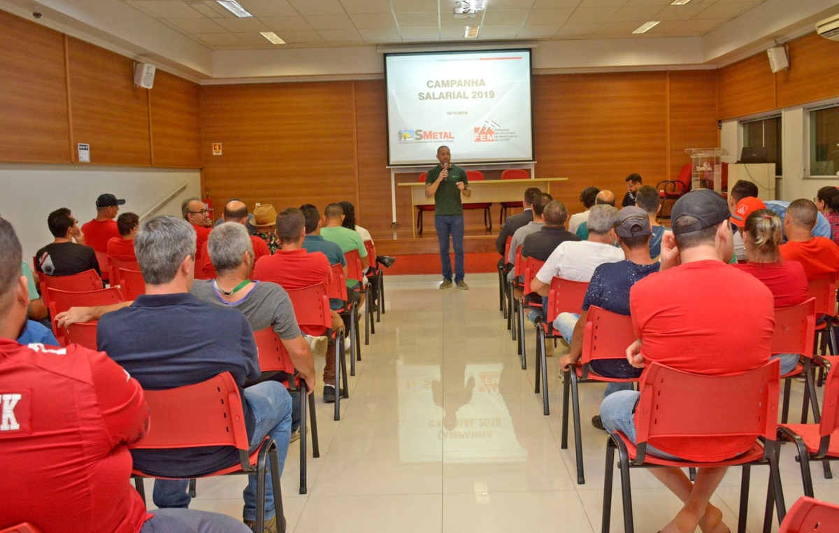 NO SINDICATO: As propostas das bancadas patronais foram colocadas em votação aos trabalhadores em Assembleia na última sexta-feira, 18