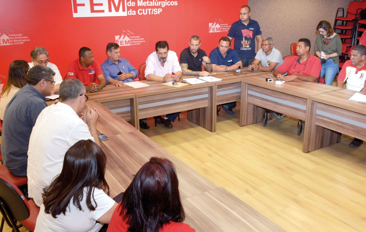 A FEM e o SMetal assinaram as Convenções Coletivas no último dia 29 com as bancadas patronais do G2, G3, G8.2, G8.3, Fundição, Sindicel e Sindratar.