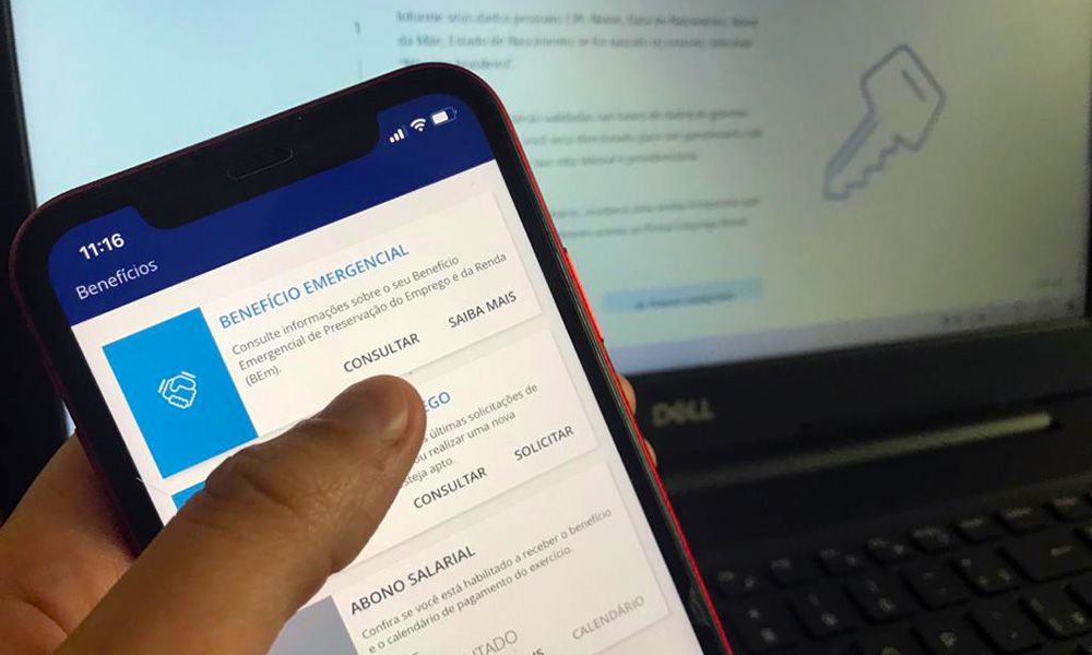 Para consultar a data do pagamento do benefício, o trabalhador deve baixar o app Carteira de Trabalho Digital ou acessar Portal de Serviços do Min. da Economia