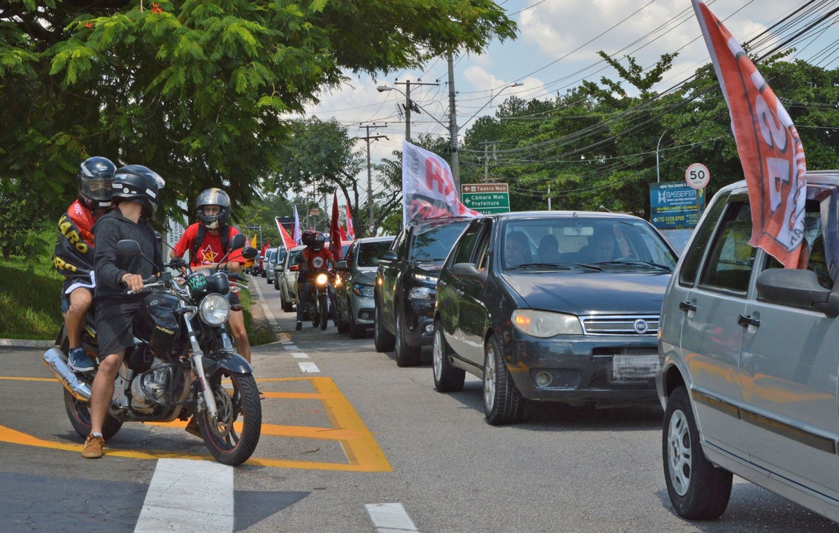 Em Sorocaba, a carreata aconteceu no último sábado, 20, e percorreu várias ruas da cidade