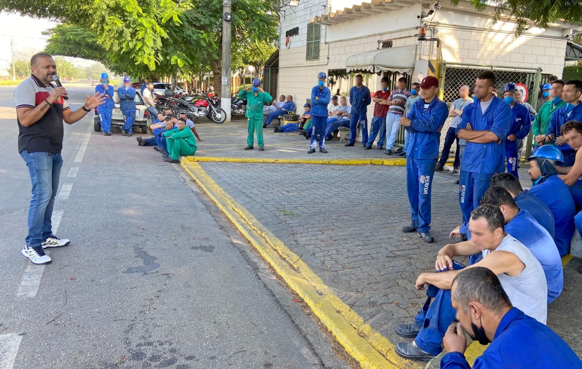 Assembleia com os trabalhadores da Iperfor aconteceu na manhã desta quarta-feira, 30